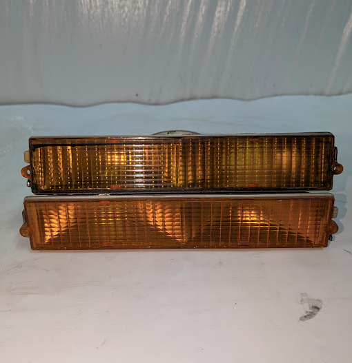 thumbnail image 2 of 78-79 Ford F-Series Bronco Smoke Lens LED Parking Lights (Pair) With Amber LEDs 2 of 4