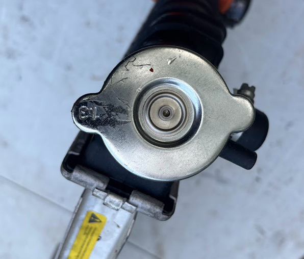 Fbody Replacement Radiator with 15 PSI Cap