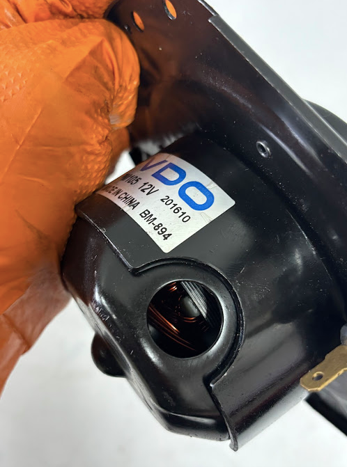 VDO PM105 12V Blower Motor – Missing Fan Assembly