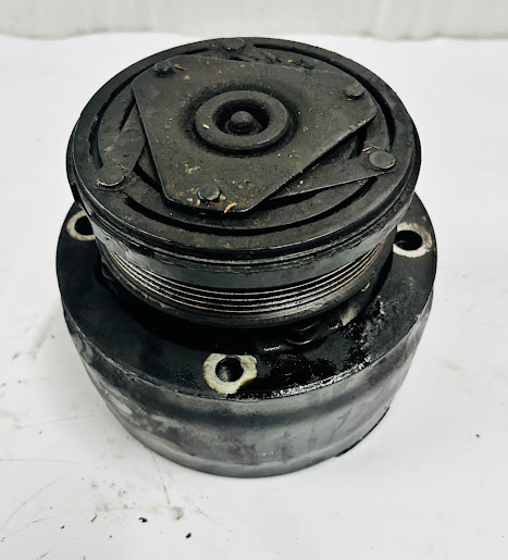 Harrison A/C Compressor – OEM GM Model 1131621