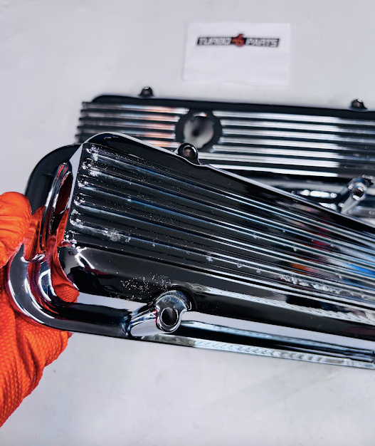 Chromed Stock Valve Covers w/ Metco Breather