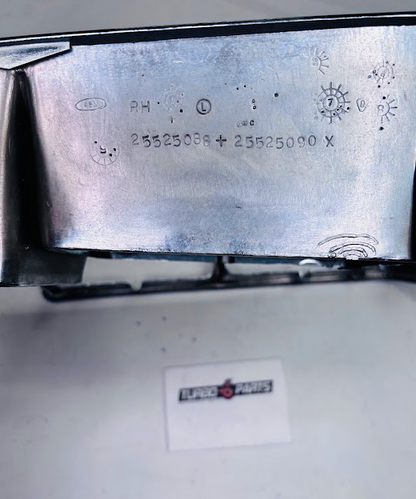 OEM GM Headlight Bezels – Left & Right Pair (25525088 / 25525089)