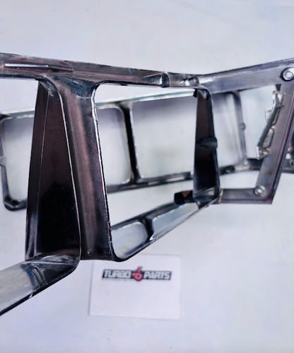 OEM GM Headlight Bezels – Left & Right Pair (25525088 / 25525089)