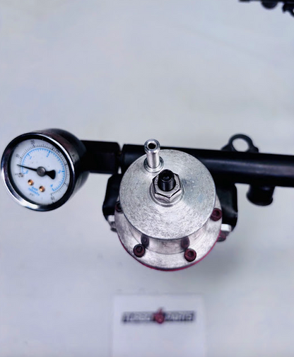 OEM Fuel Rail Assembly w/ Adjustable Regulator & Pressure Gauge
