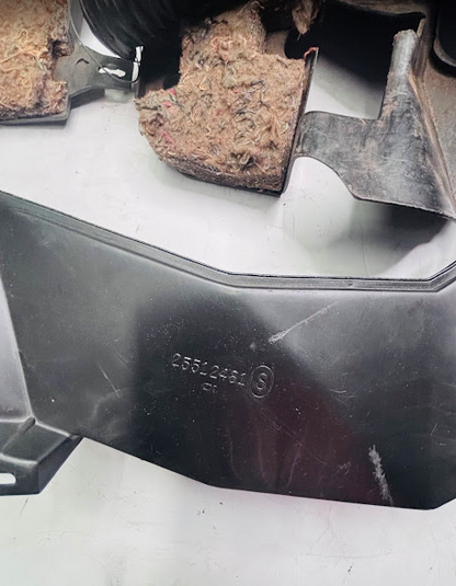 GM Under Dash Lower Air Duct Assembly w/ Insulation