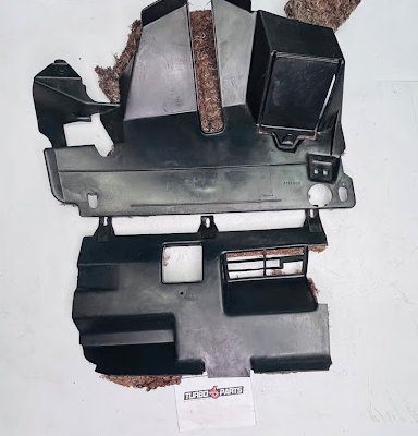 GM Under Dash Lower Air Duct Assembly w/ Insulation