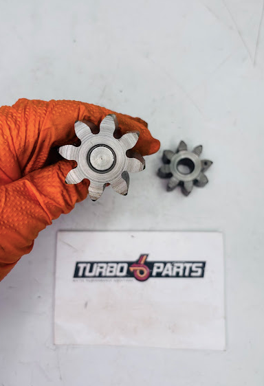 Oil Pump Gear & Drive Shaft Set
