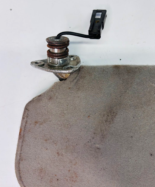 Used 1986–1987 Gbody Sun Visor Set with Mirror and Light – Gray Cloth Pair  (Driver & Passenger)