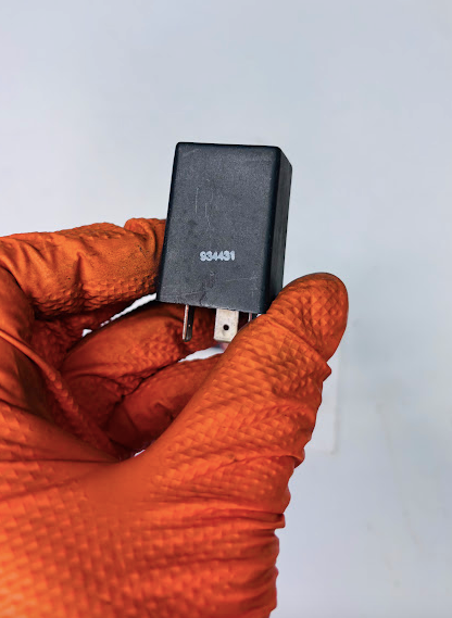 Turn Signal Flasher – GM 09442872